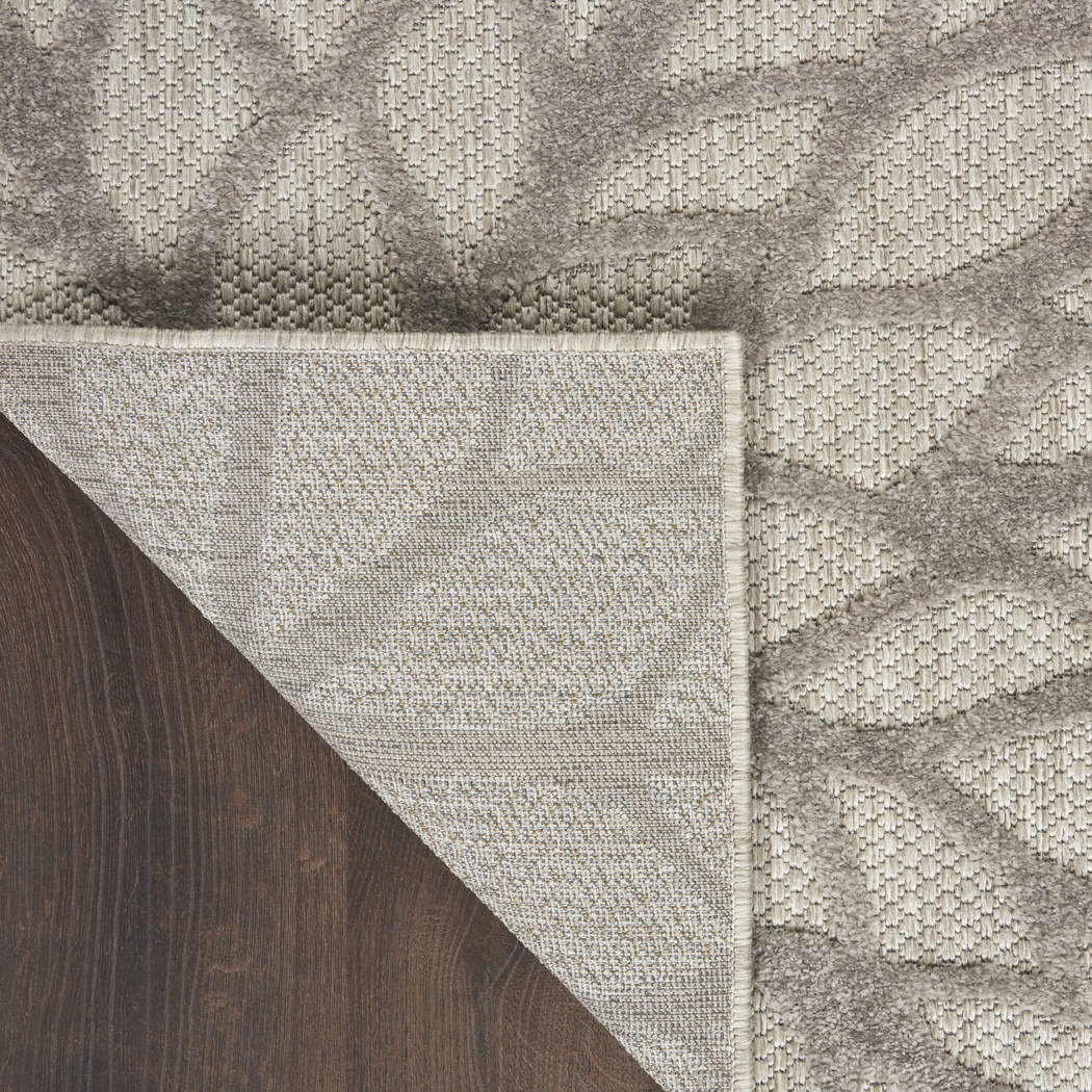 Audry Silver 5' x 8' Indoor/Outdoor Rug - Thumbnail - Image 3