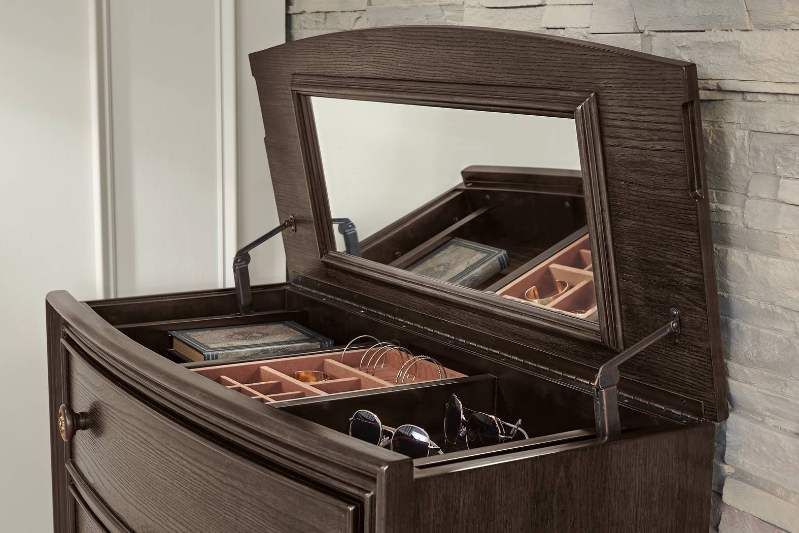 Augustine Brown 5 Pc King Arched Panel Bedroom - Thumbnail - Image 6