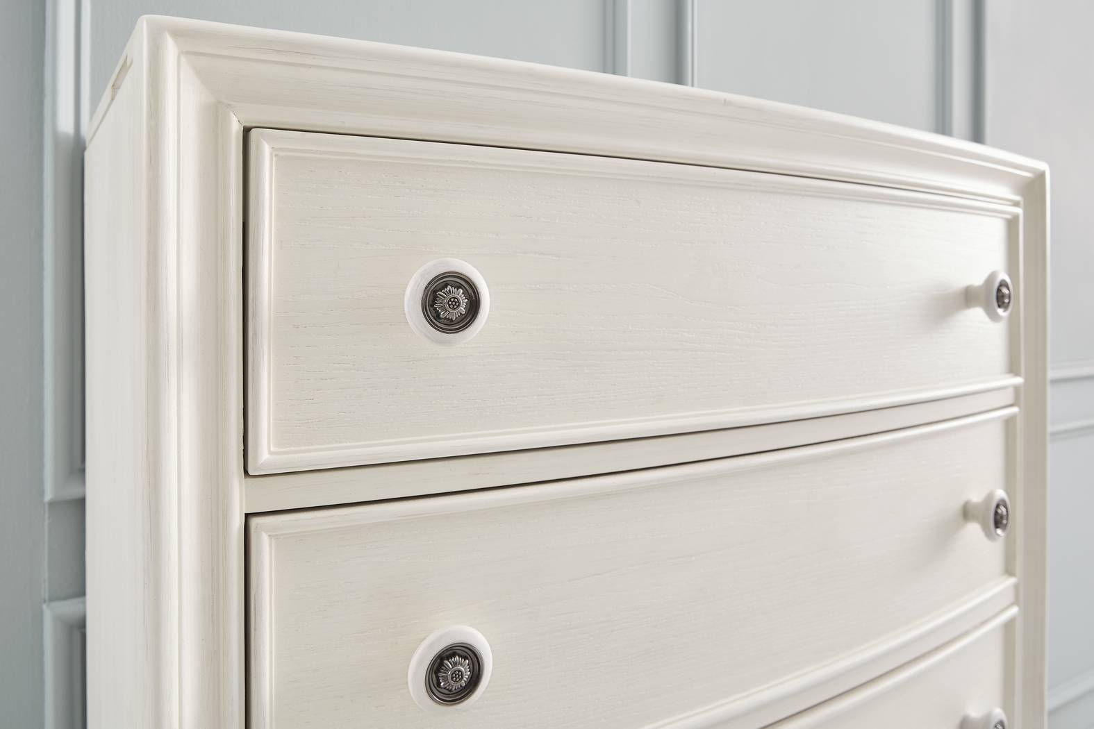 Augustine White Lift Top Chest - Thumbnail - Image 4