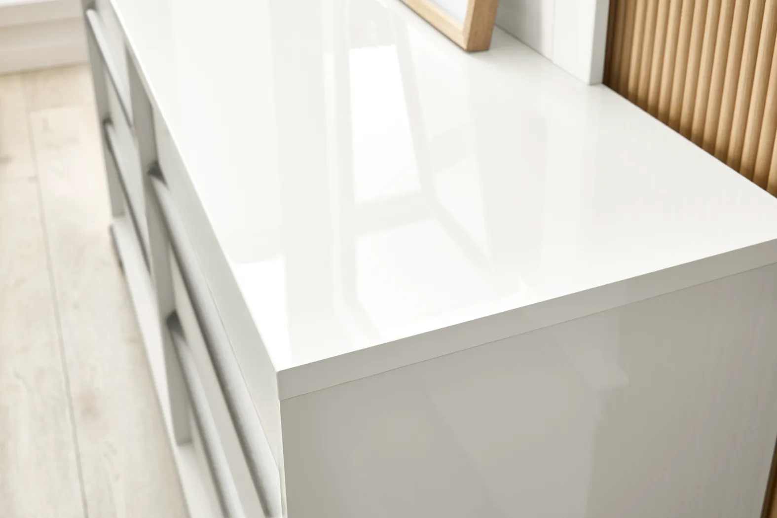Auralight White 7 Pc King Panel Bedroom - Thumbnail - Image 13