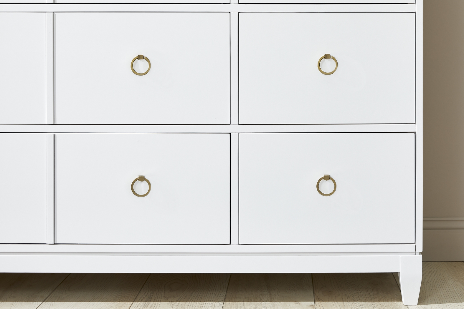 Aurora Heights White Dresser - Thumbnail - Image 4