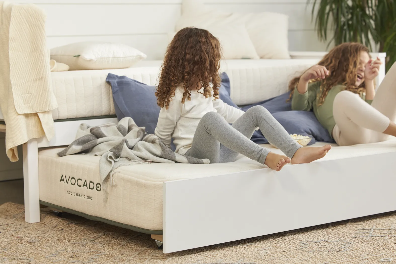 Avocado Eco Kids Twin XL Mattress - Image 4