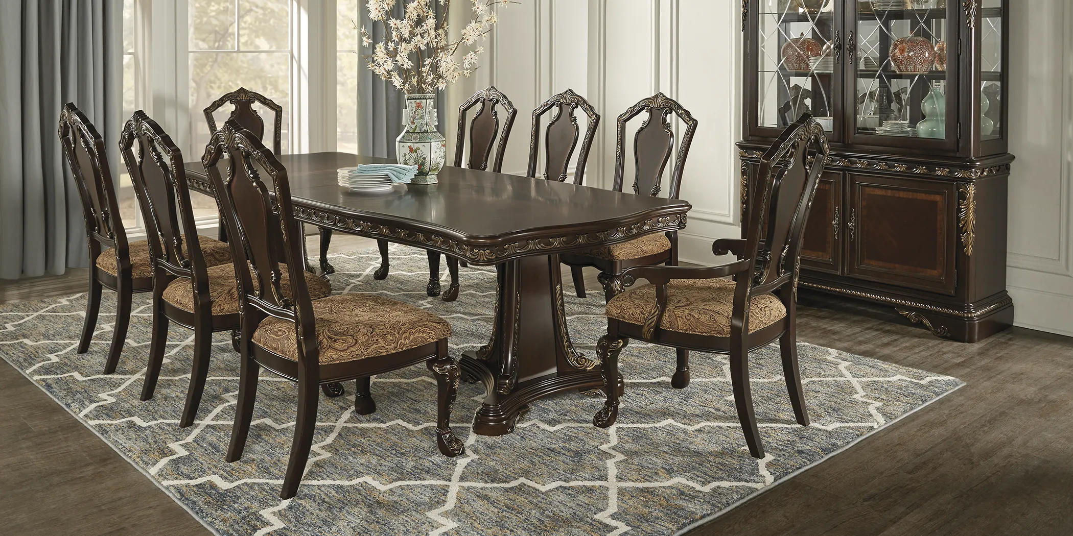 Aylesbury Brown Cherry 7 Pc Rectangle Dining Room - Thumbnail - Image 2