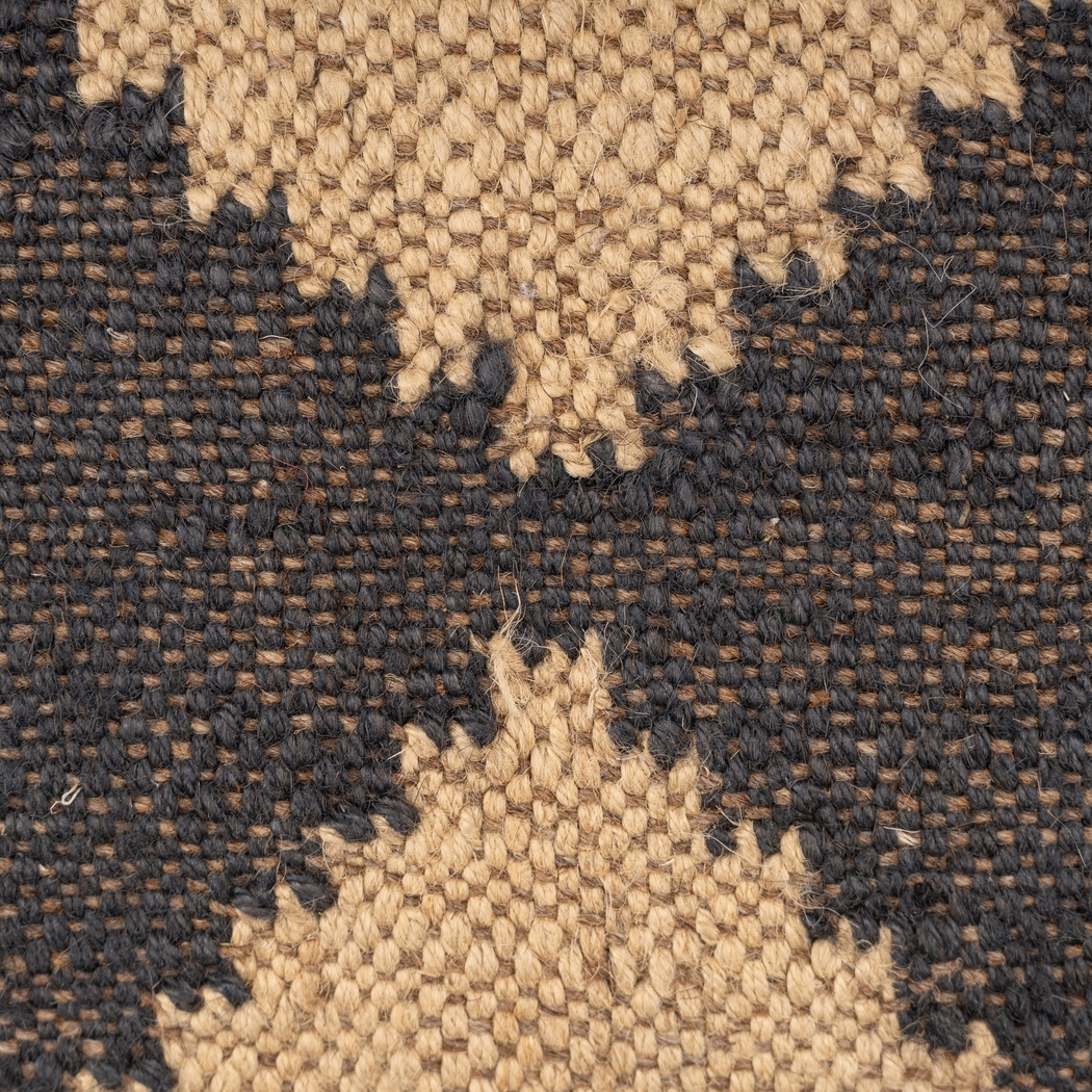 Baeye Tan/Black Bench - Thumbnail - Image 5