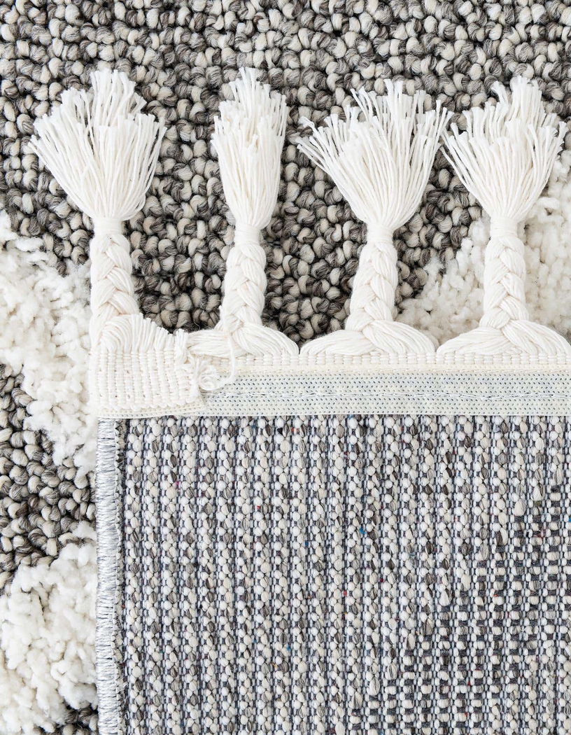 Bahari Gray 7'10 x 10' Rug - Thumbnail - Image 8