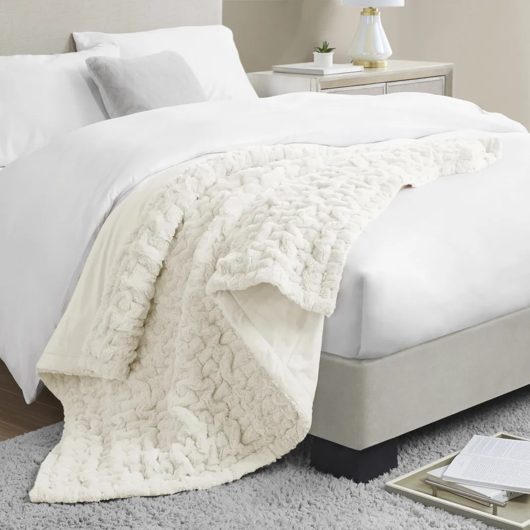 Balleyduff Ivory Throw Blanket - Thumbnail - Image 2