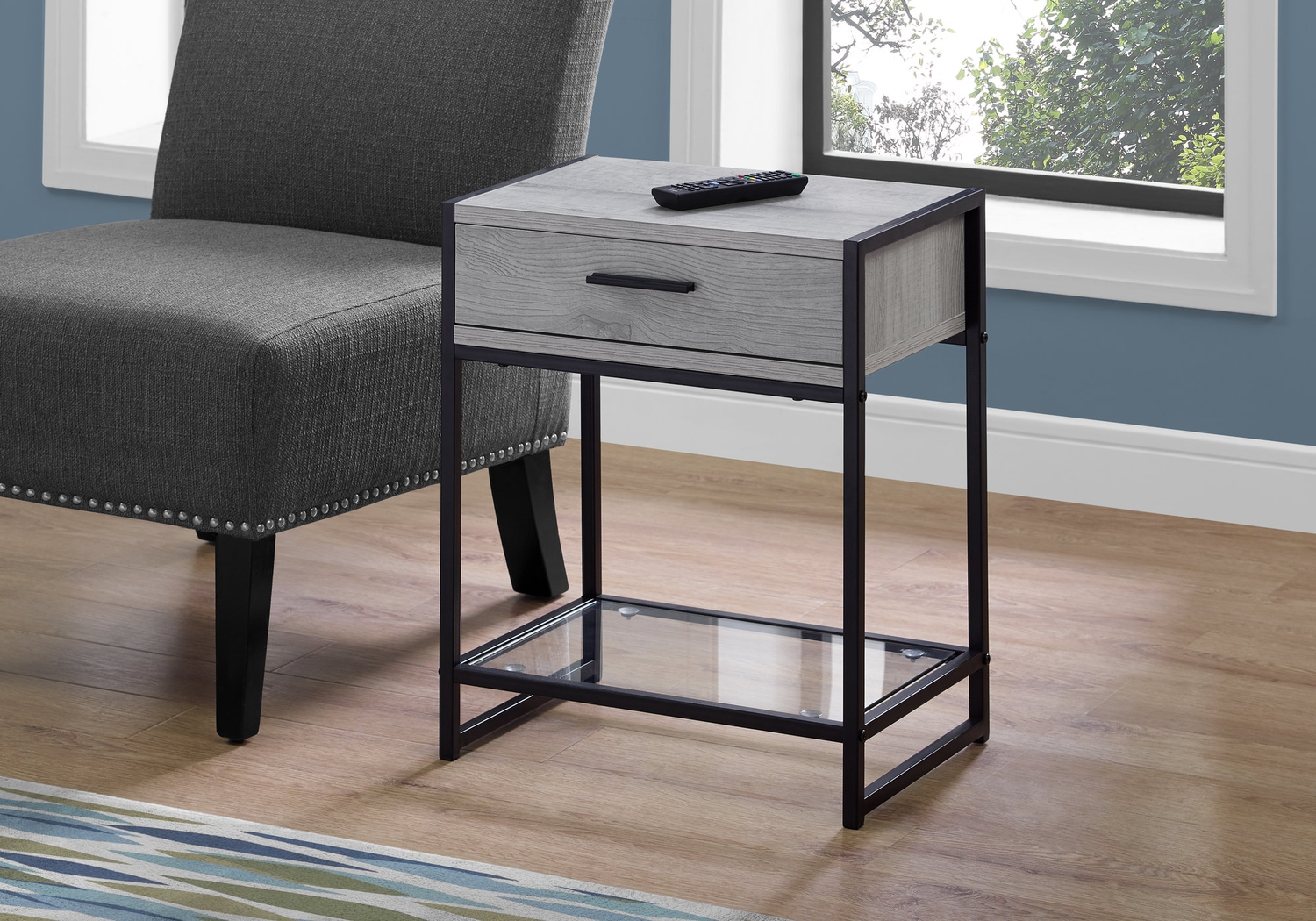 Bandiwood Gray Accent Table - Thumbnail - Image 2