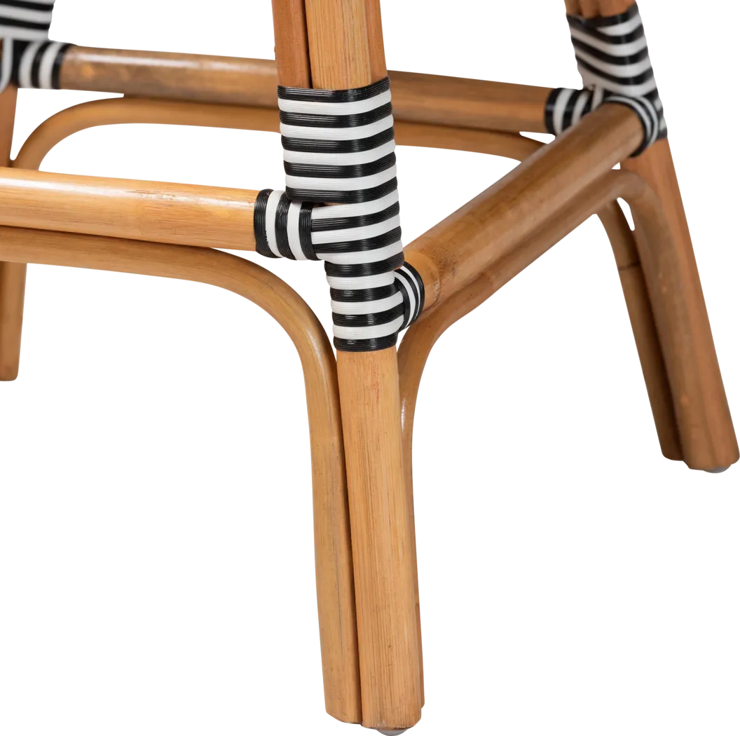 Bandyn Black and White Counter Height Stool, Set of 2 - Thumbnail - Image 6