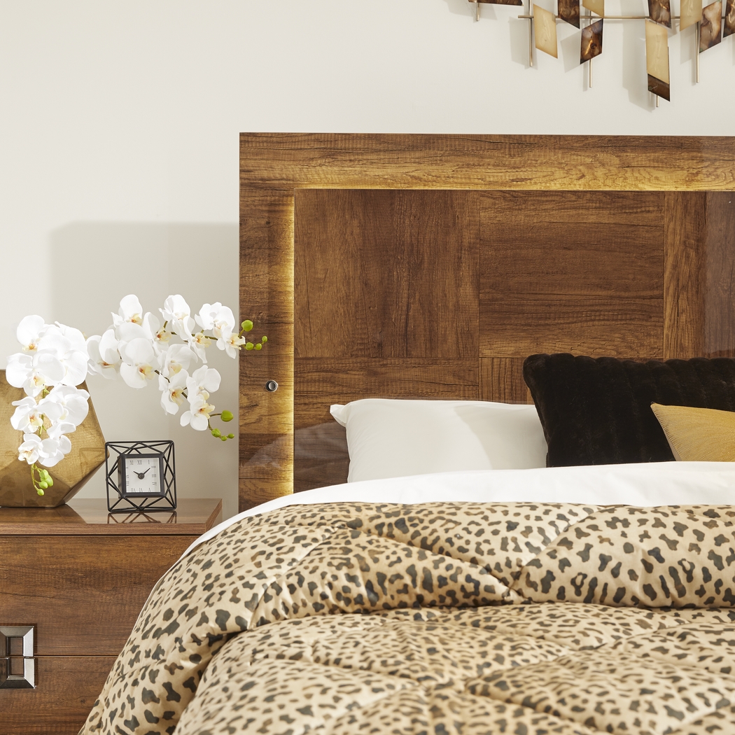 Barceloneta Walnut 3 Pc King Panel Bed - Thumbnail - Image 3