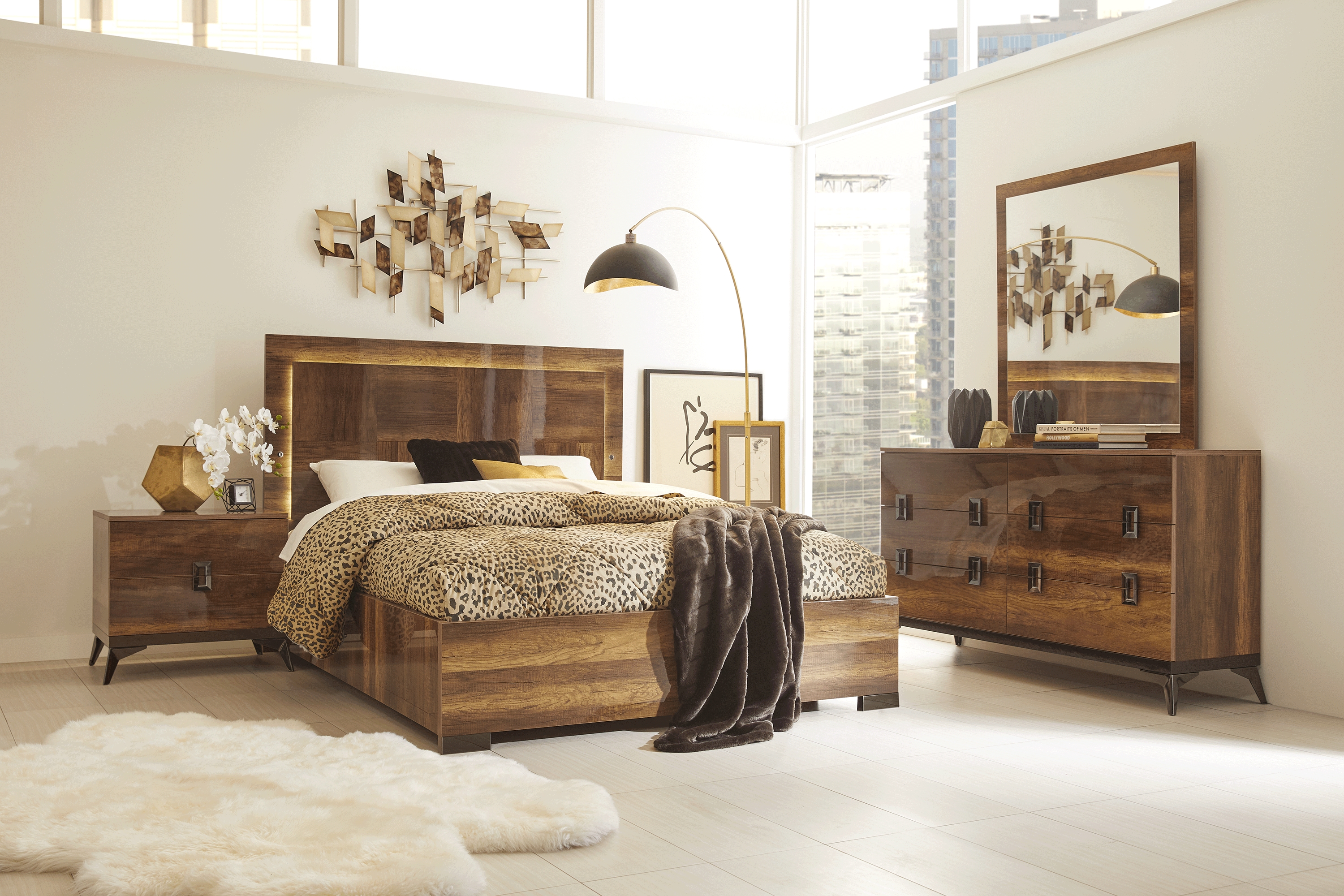 Barceloneta Walnut 3 Pc Queen Panel Bed - Thumbnail - Image 2