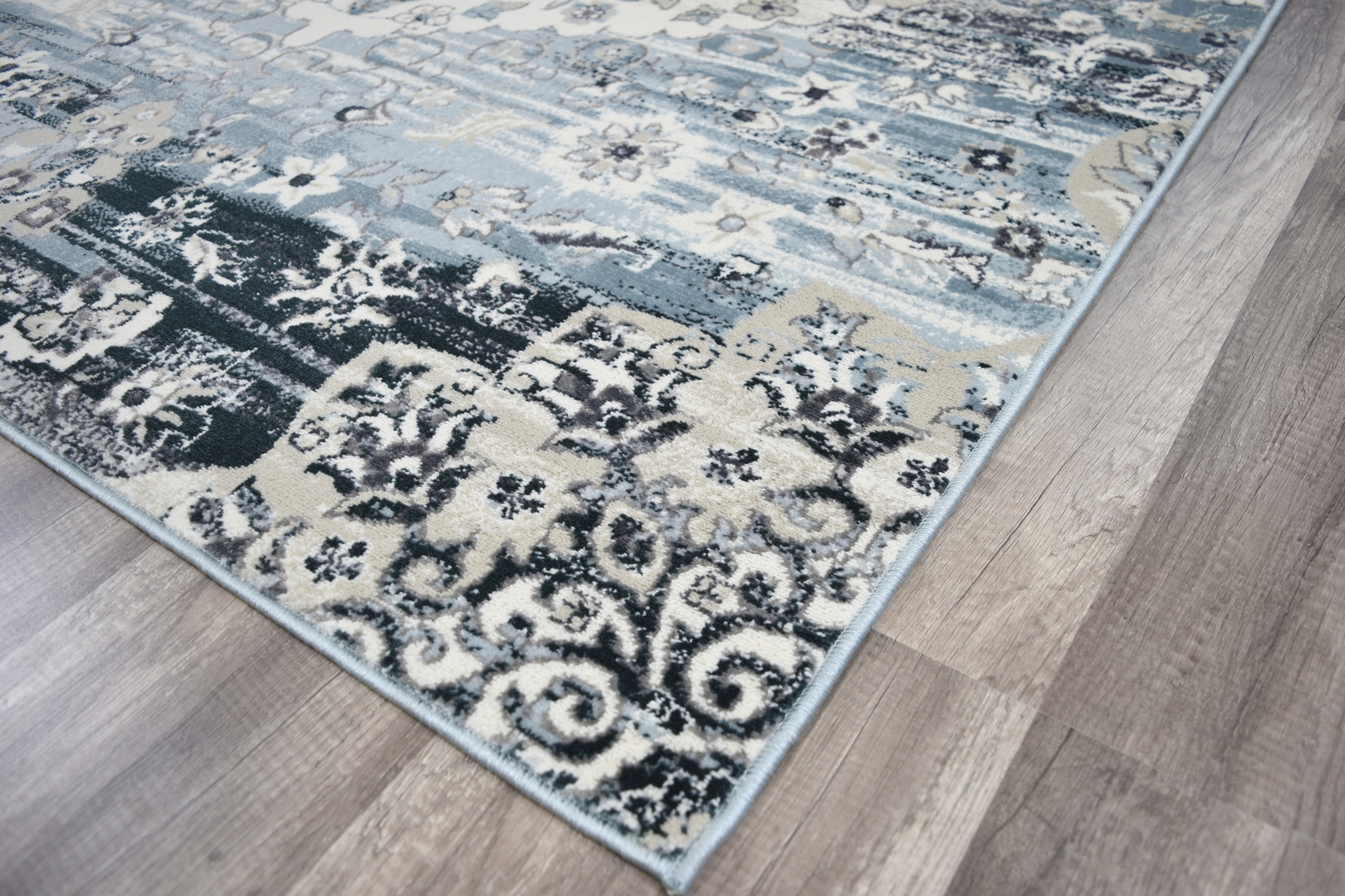 Barmak Blue 8' x 10' Rug - Thumbnail - Image 2