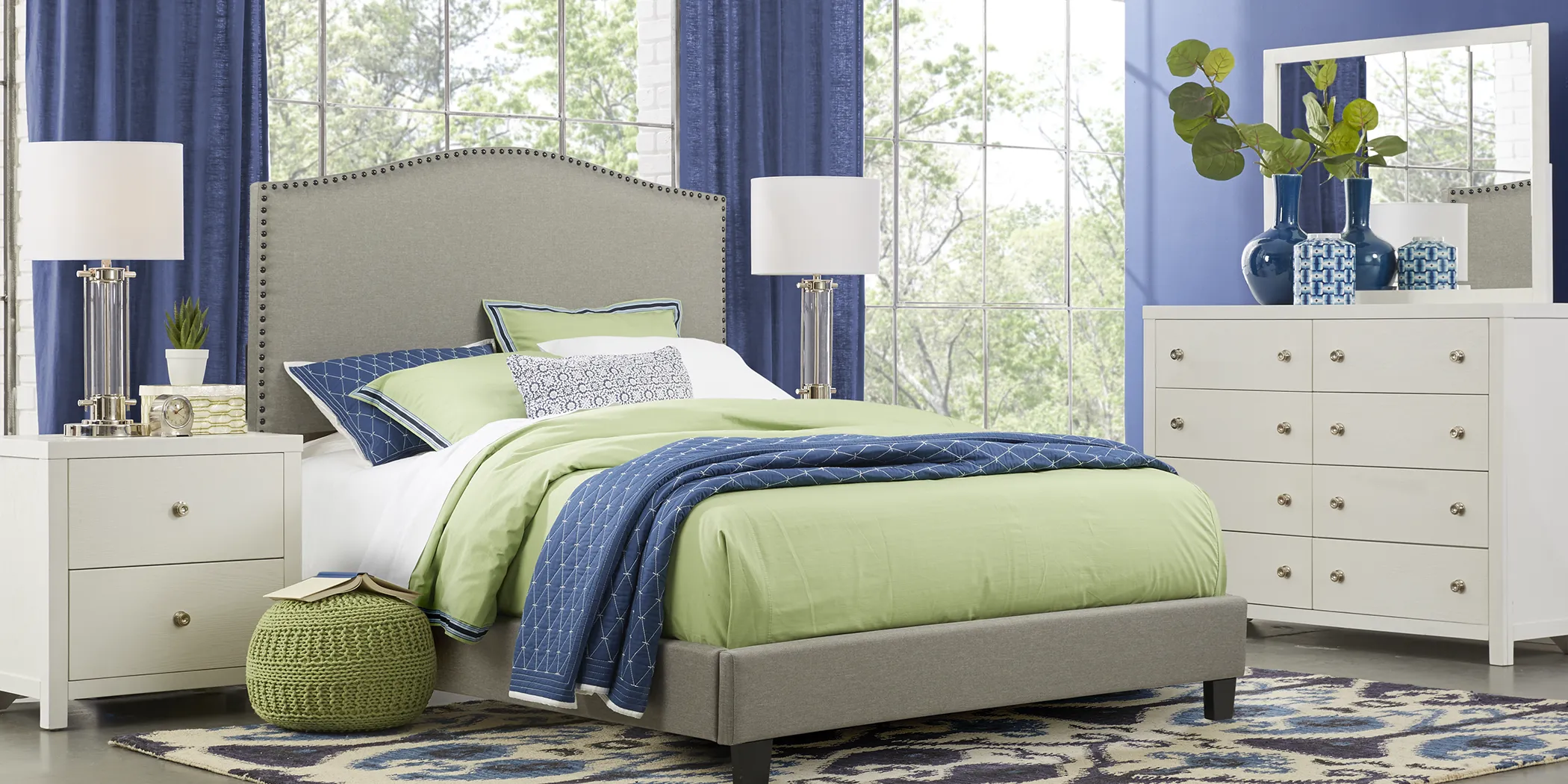 Barringer Place White 5 Pc Queen Upholstered Bedroom - Thumbnail - Image 1