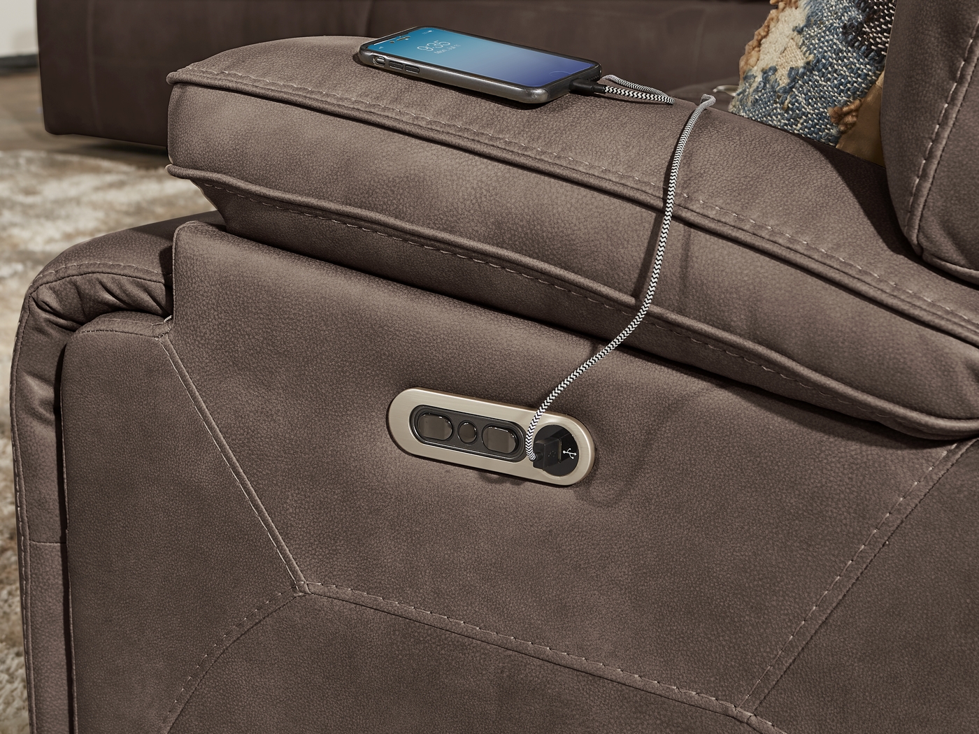 Barton Brown Dual Power Reclining Console Loveseat - Thumbnail - Image 4