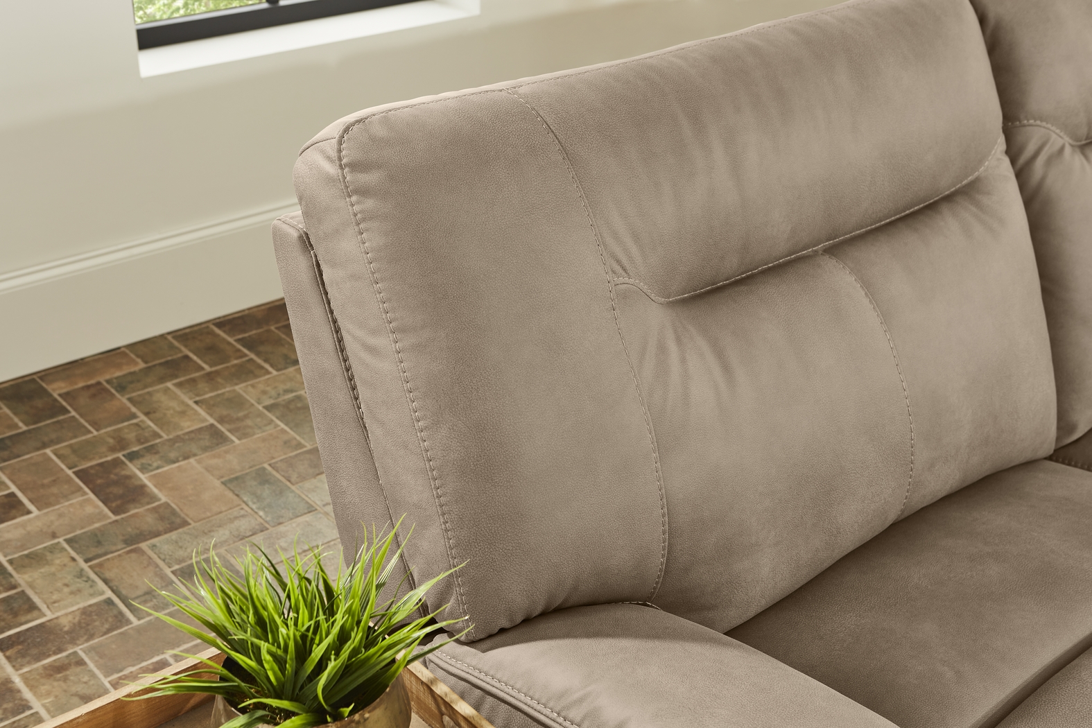 Barton Taupe 7 Pc Dual Power Reclining Sectional Living Room - Thumbnail - Image 11