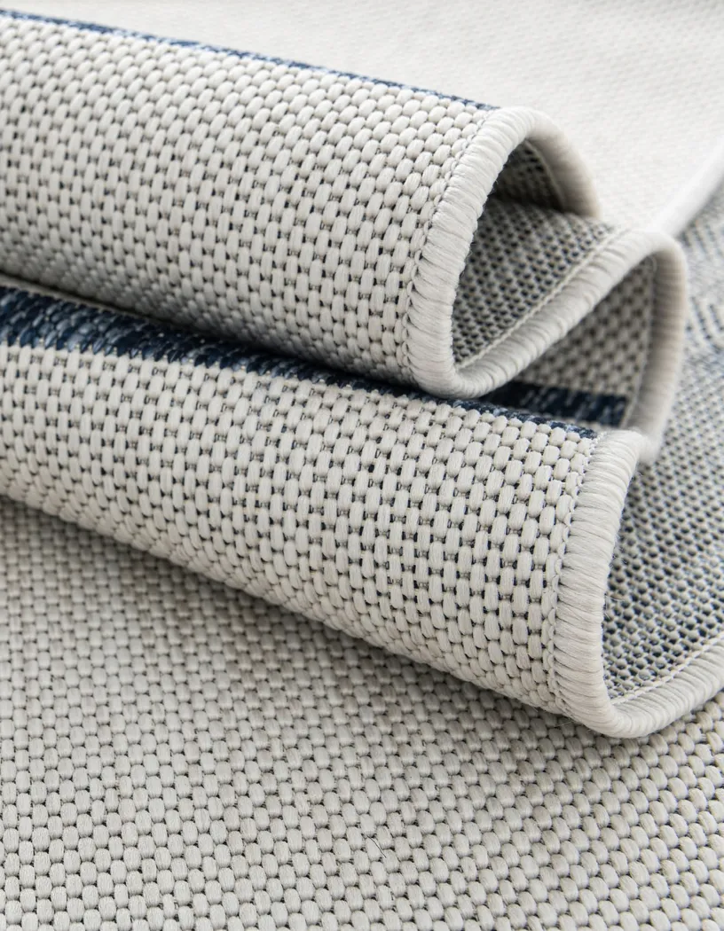 Bay Stripe Ivory 6'1 x 9' Indoor/Outdoor Rug - Thumbnail - Image 3