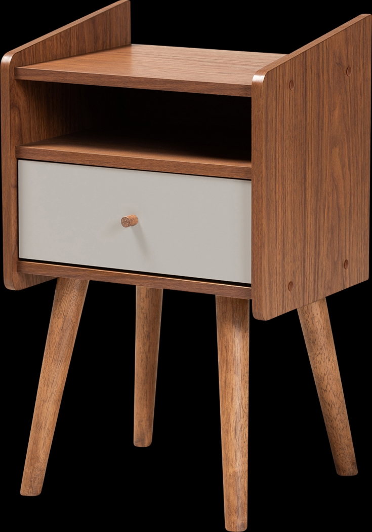 Bayfair Brown End Table - Thumbnail - Image 1