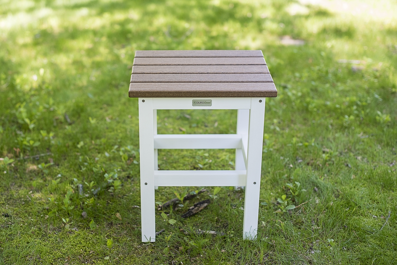 Bayfield Park Natural White and Mocha Outdoor Side Table - Thumbnail - Image 2