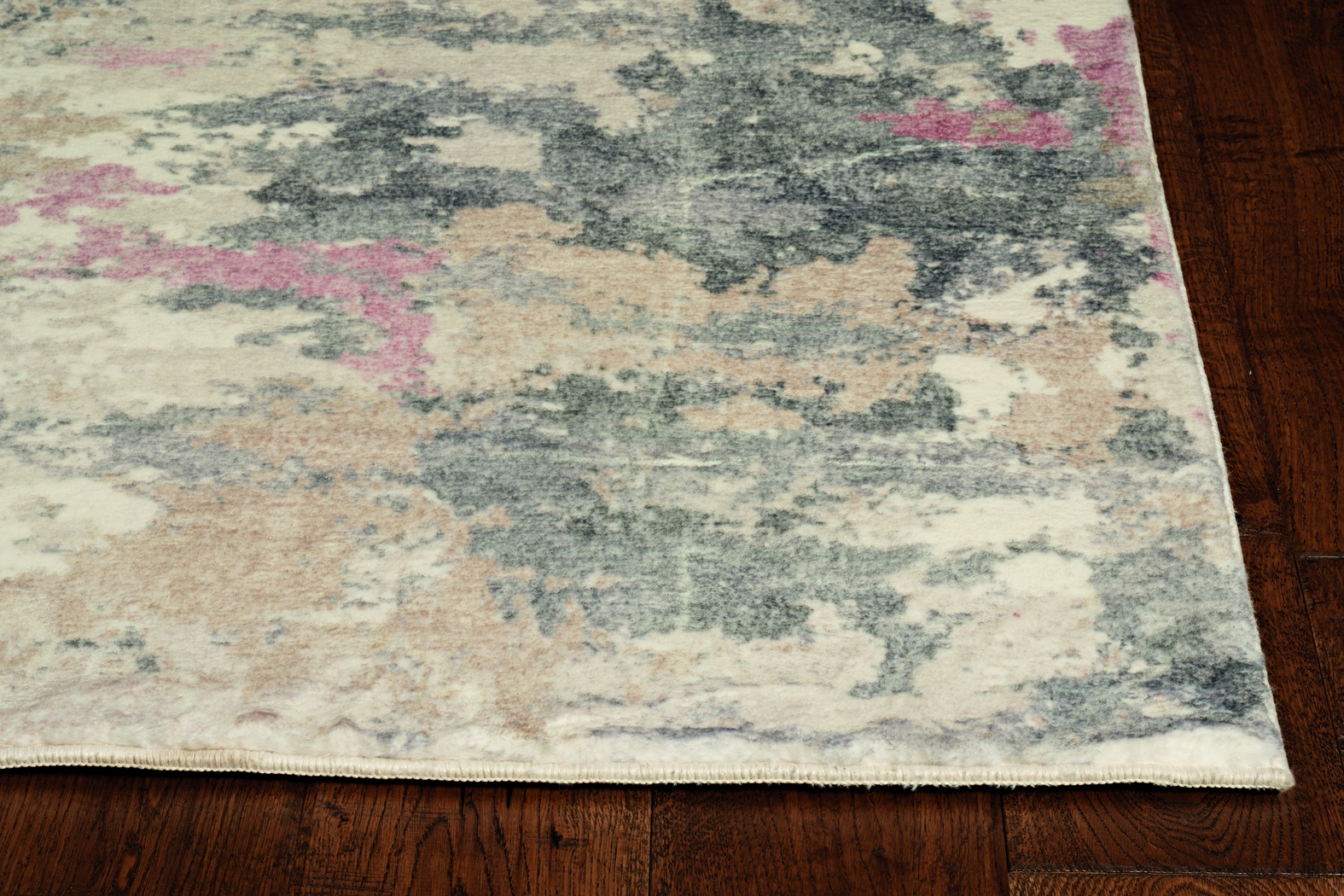 Baylants Blush 5' x 7' Rug - Thumbnail - Image 5
