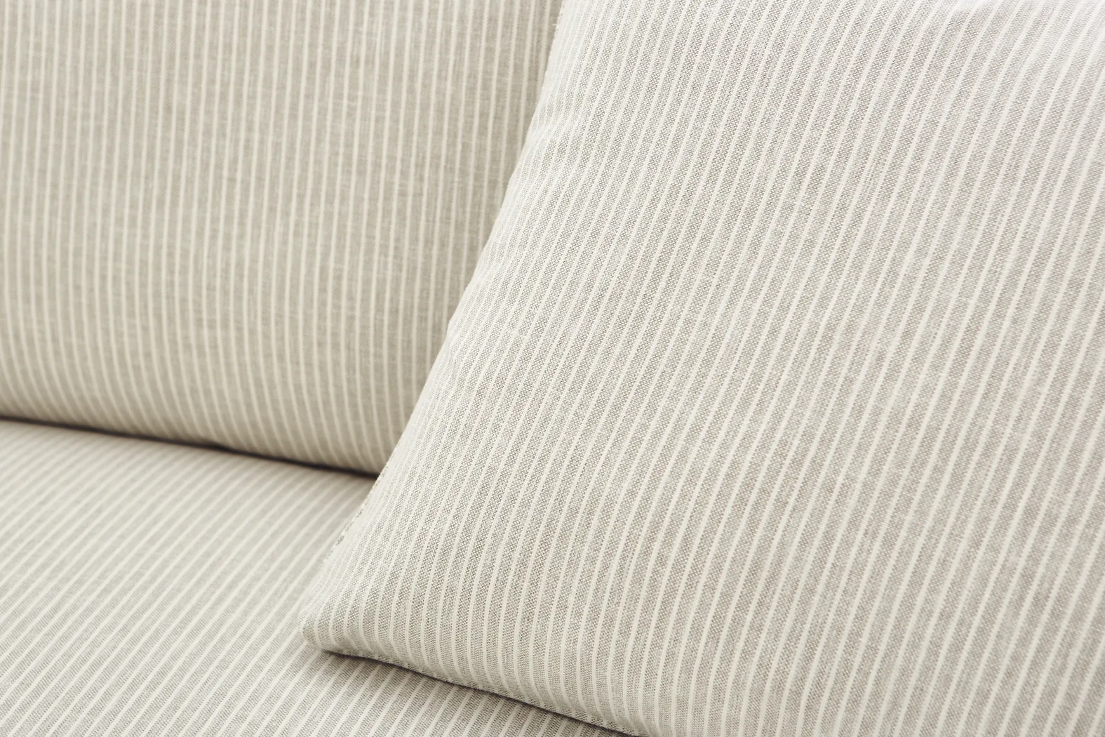 Beachside Walk Pearl Slipcover Chair - Thumbnail - Image 3