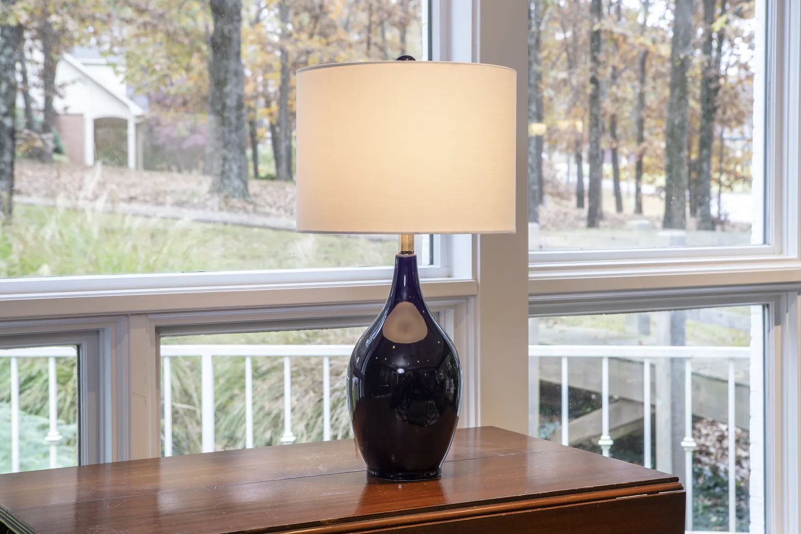 Beason Blue Lamp - Thumbnail - Image 4