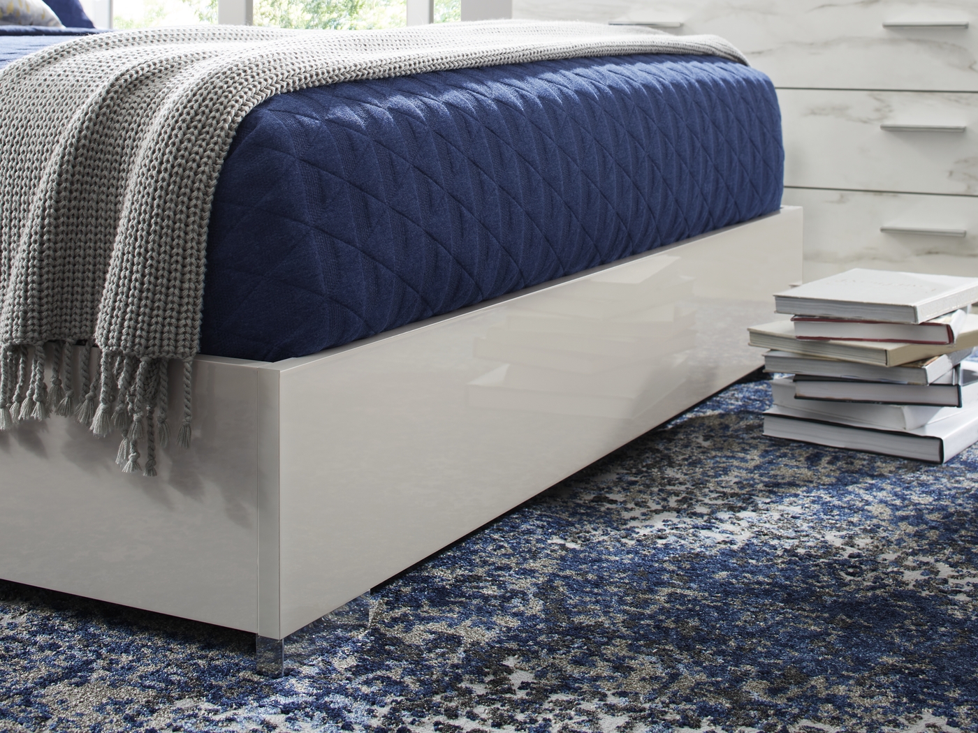 Beatrice Gray 5 Pc King Bedroom - Thumbnail - Image 4