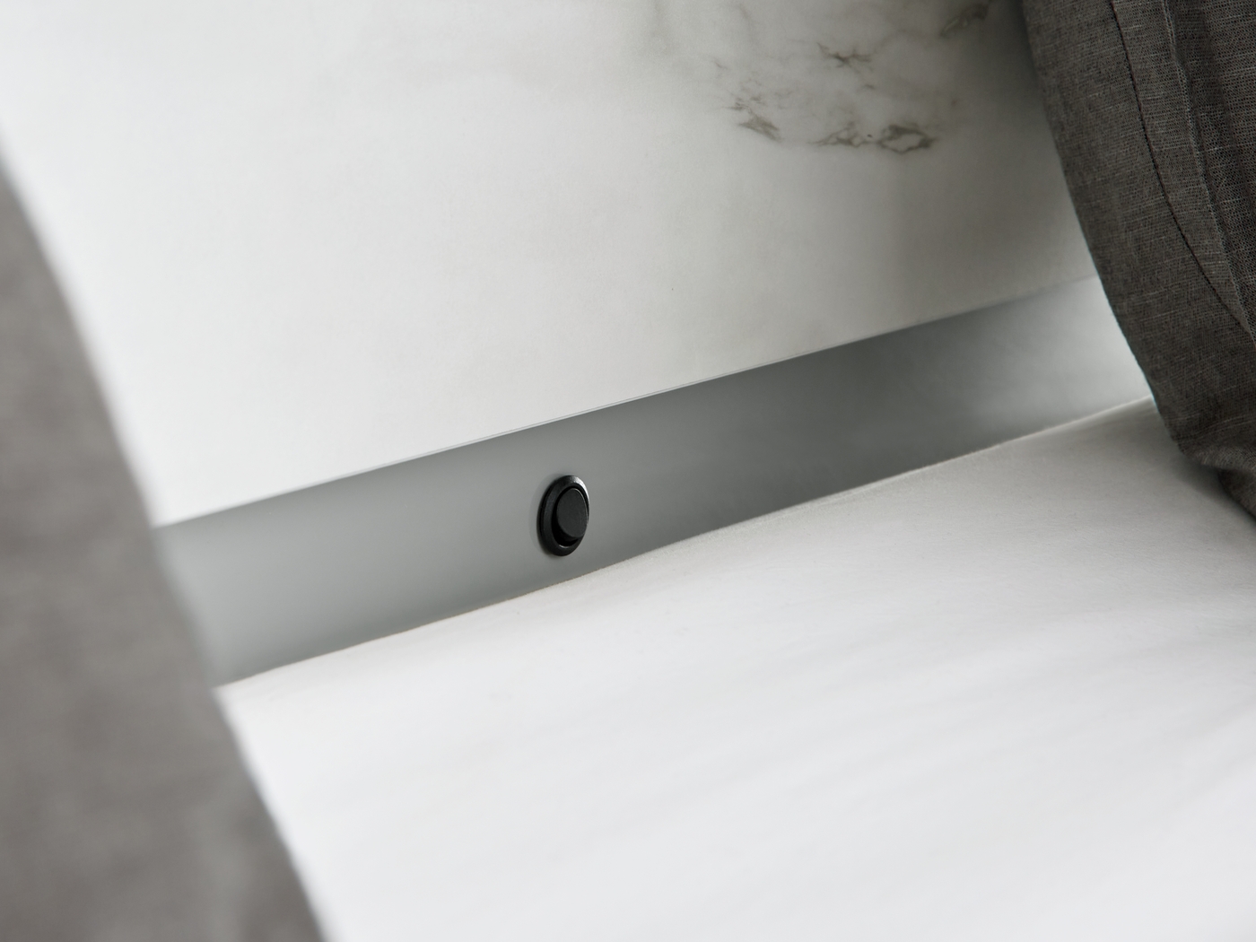 Beatrice Gray 5 Pc King Bedroom - Thumbnail - Image 6