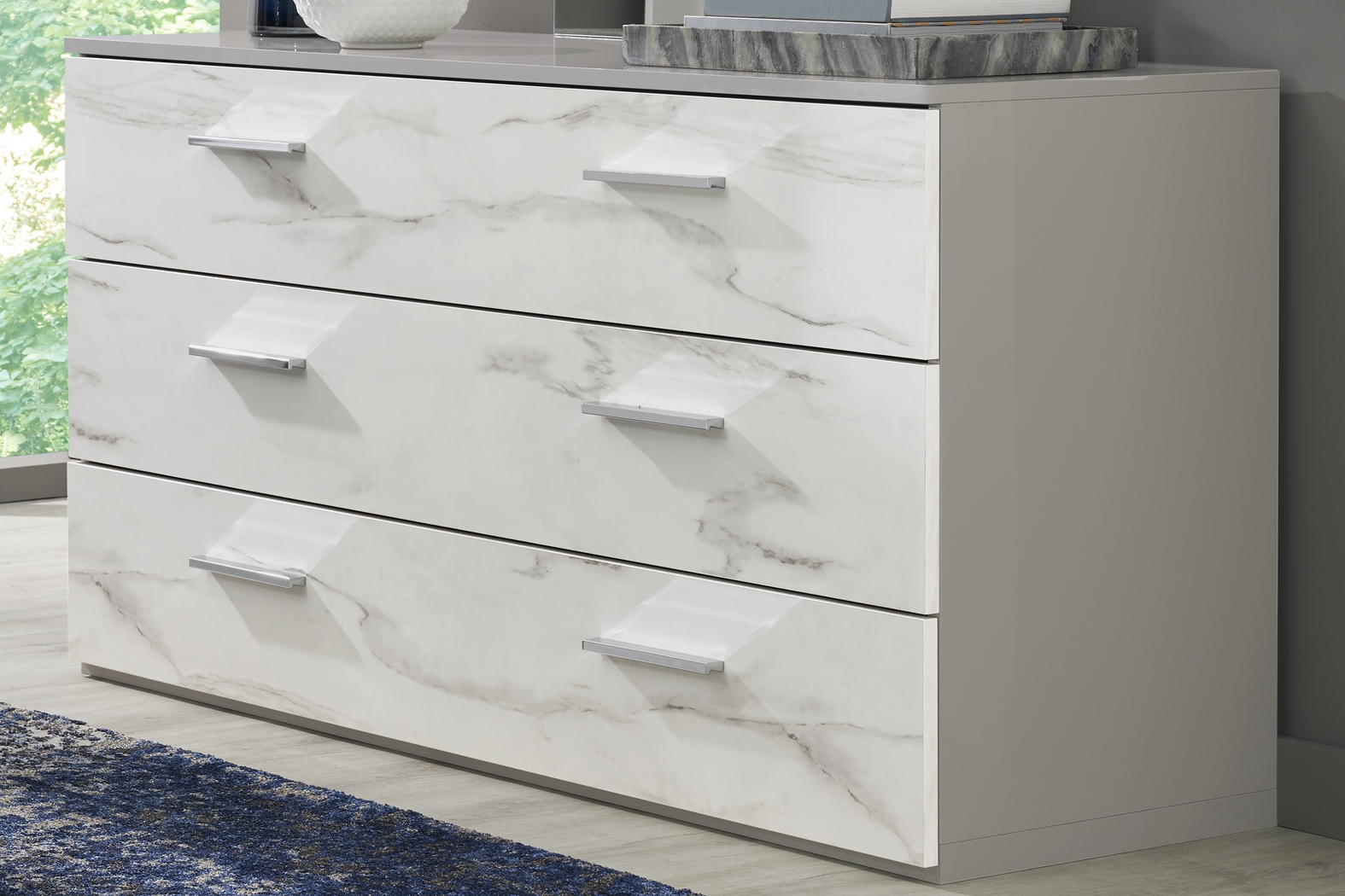 Beatrice Gray 5 Pc Queen Bedroom - Thumbnail - Image 10