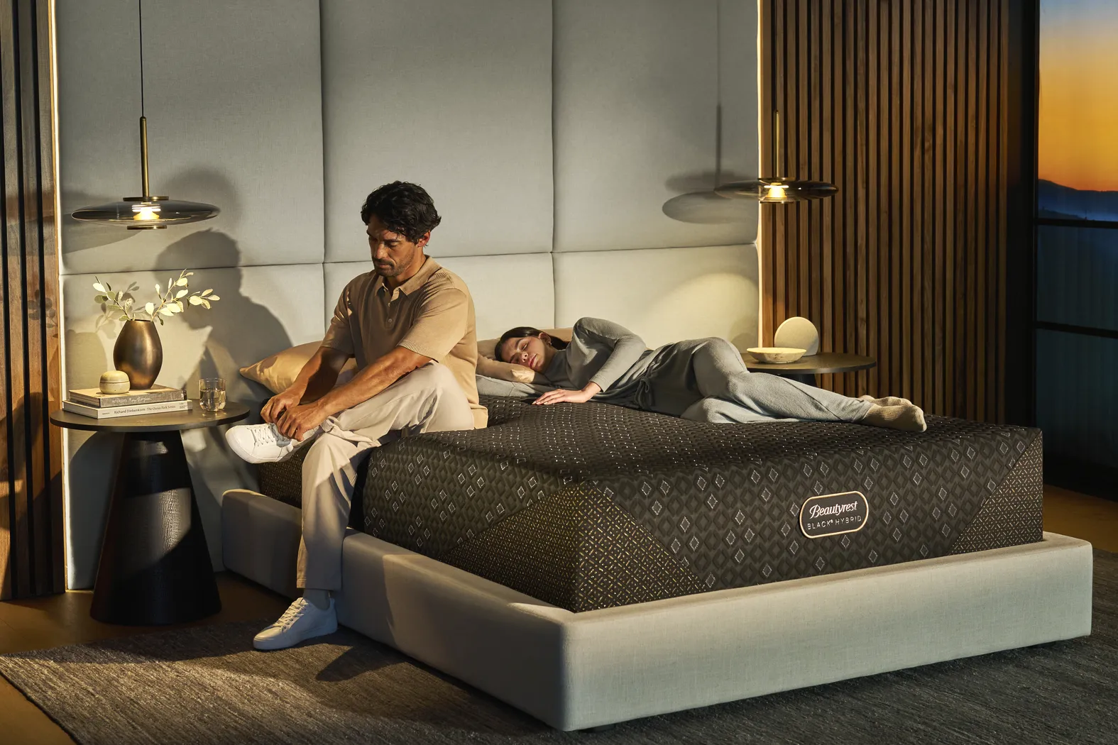 Beautyrest Black Hybrid Series Three XCS Plush Queen Mattress - Thumbnail - Image 4