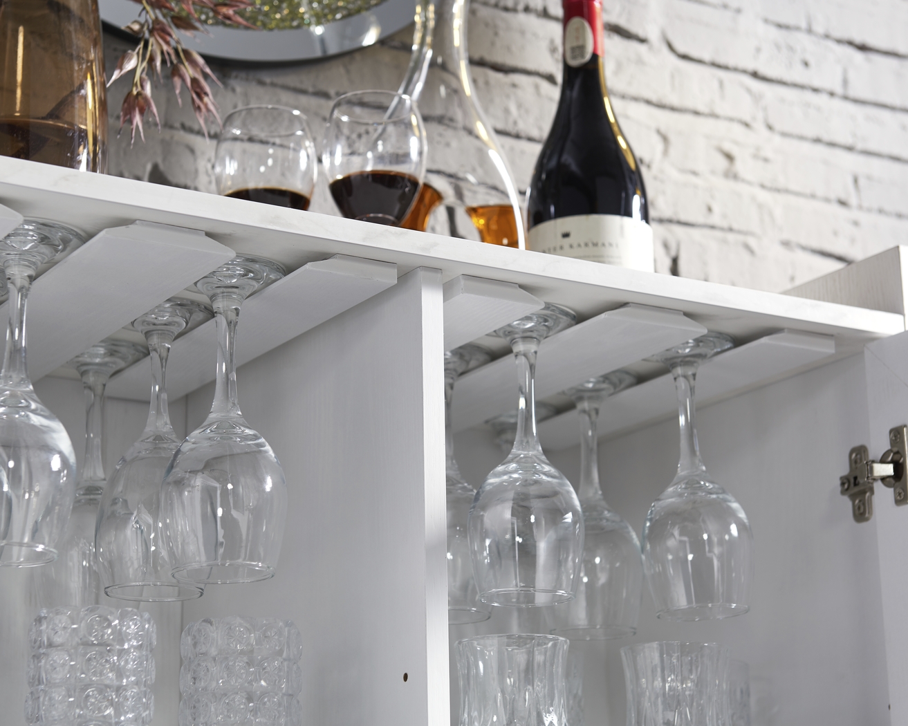 Beavuior White Server - Thumbnail - Image 6