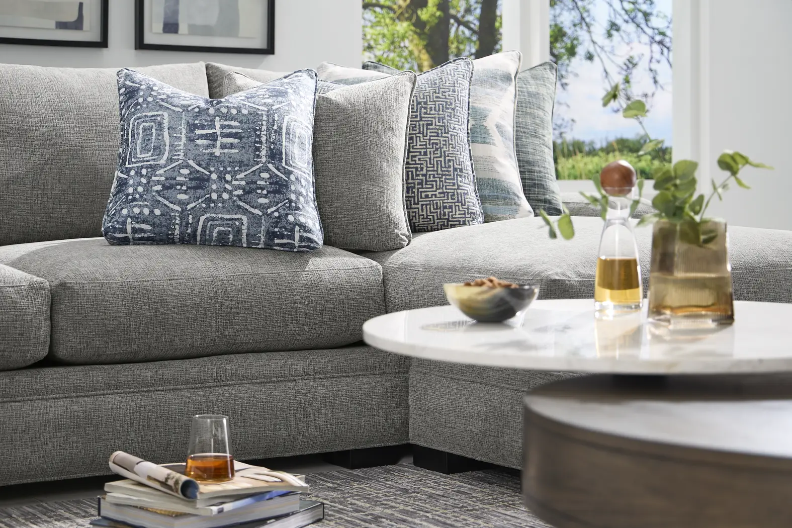 Bedford Park Gray 3 Pc Sectional with Chaise - Thumbnail - Image 4