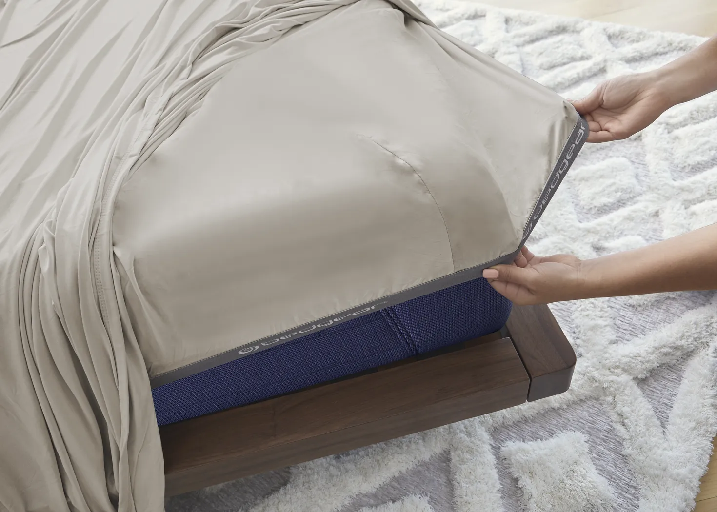 Bedgear Hyper-Cotton Medium Beige 4 Pc Split Head Queen Bed Sheet Set - Thumbnail - Image 6