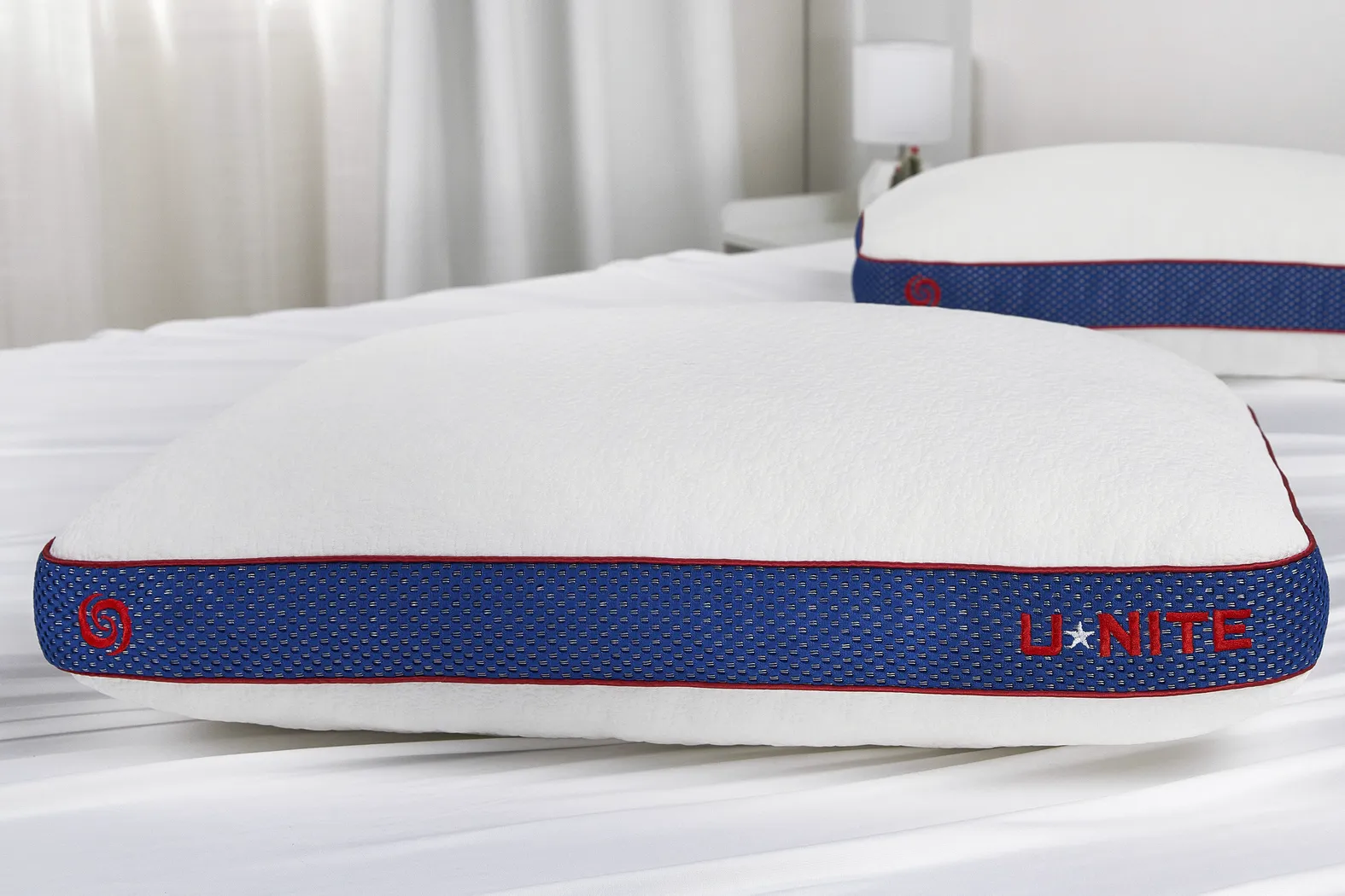 Bedgear U-Nite Performance Queen Pillow - Thumbnail - Image 3