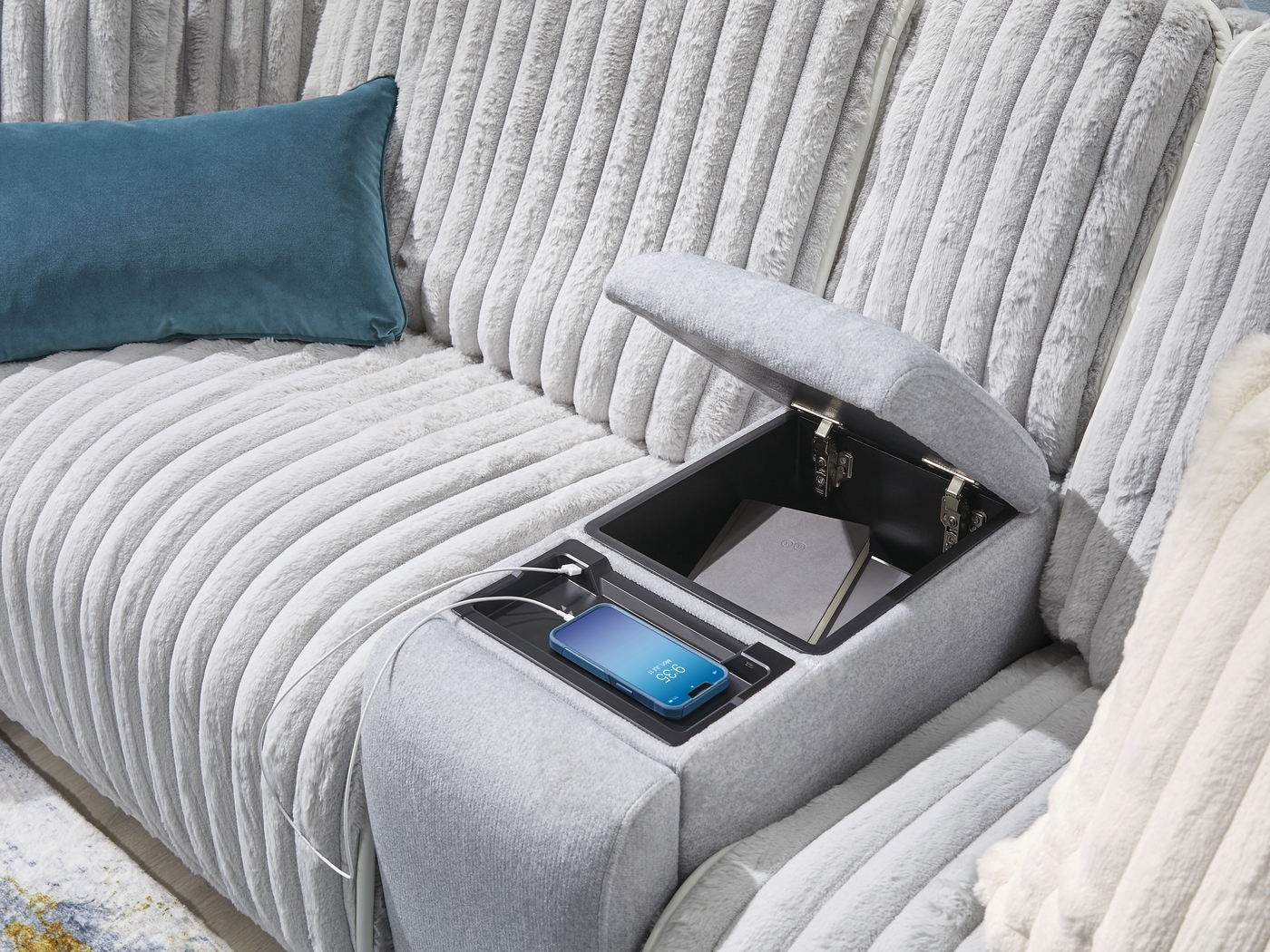 Bedingfield Gray 10 Pc Dual Power Reclining Sectional Living Room - Thumbnail - Image 6