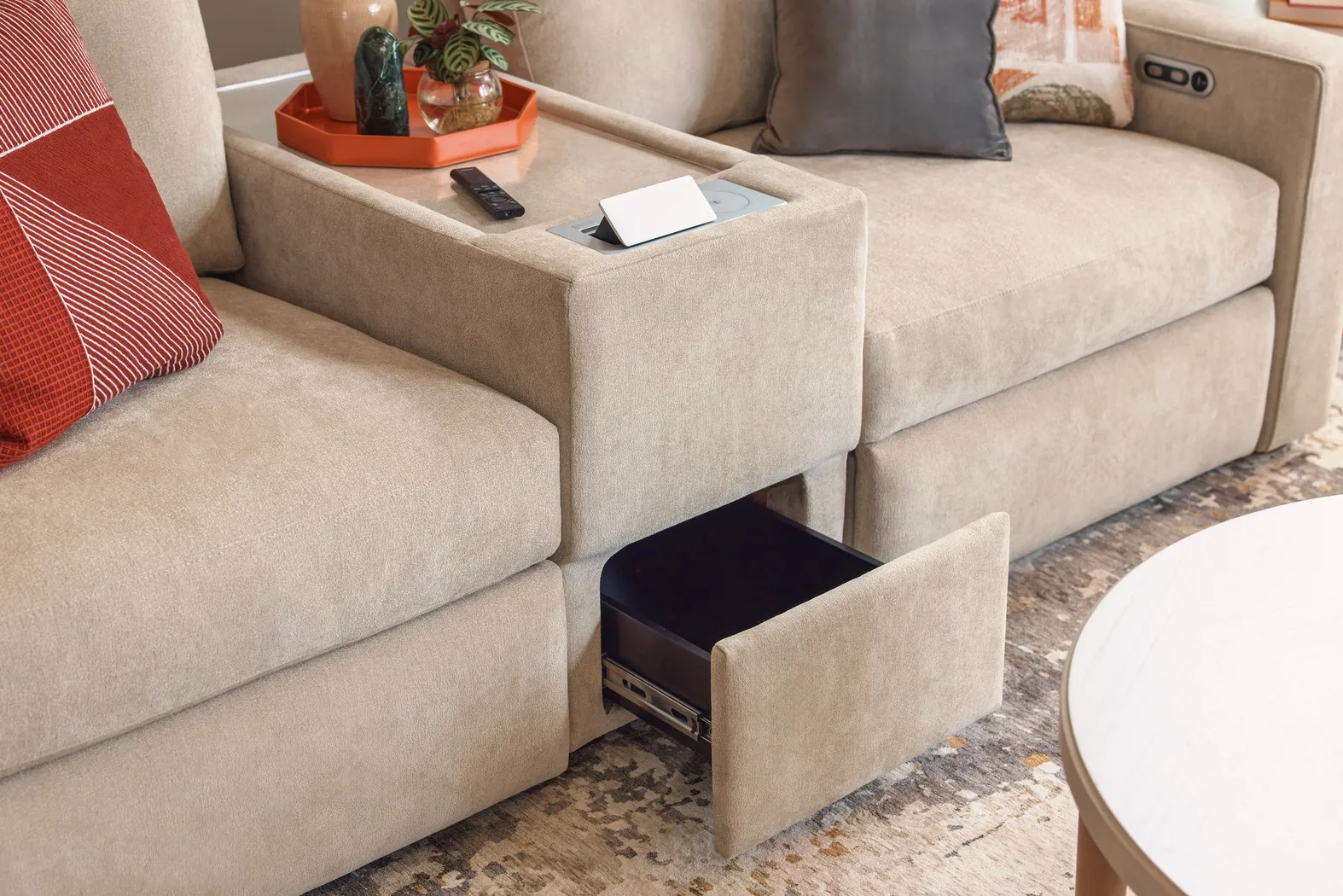 Beige 7 Pc ModularOne Sleeper with Media Consoles - Image 15