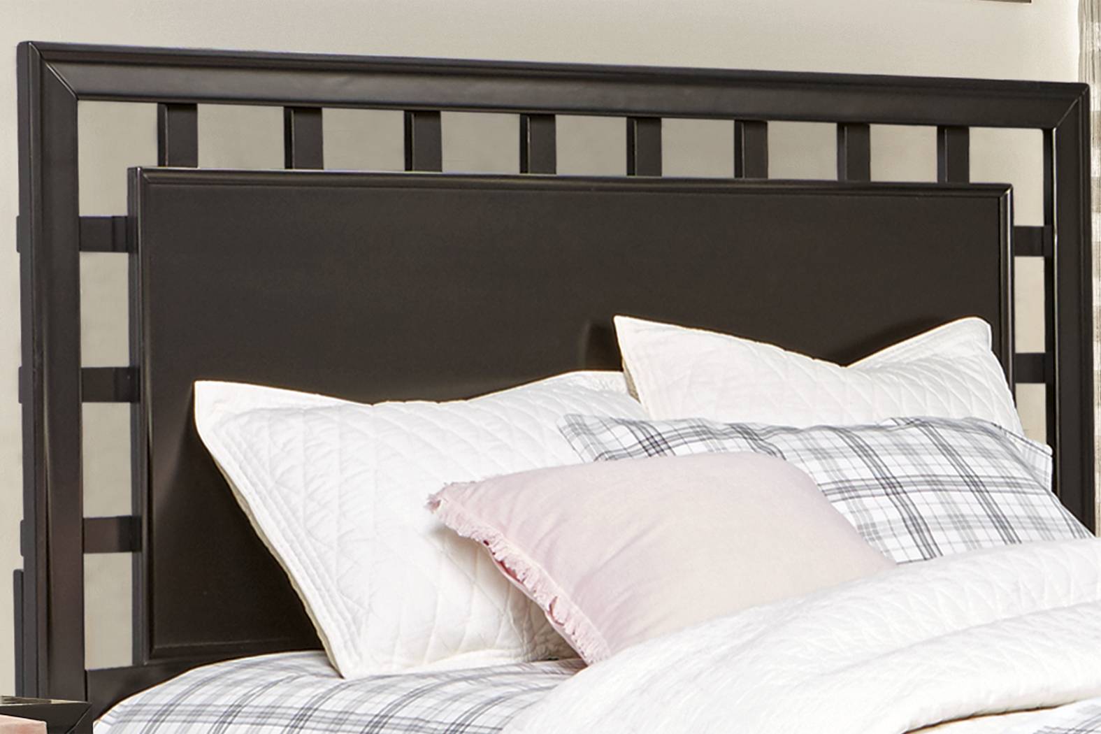 Belcourt Black 3 Pc King Lattice Arch Bed - Thumbnail - Image 3