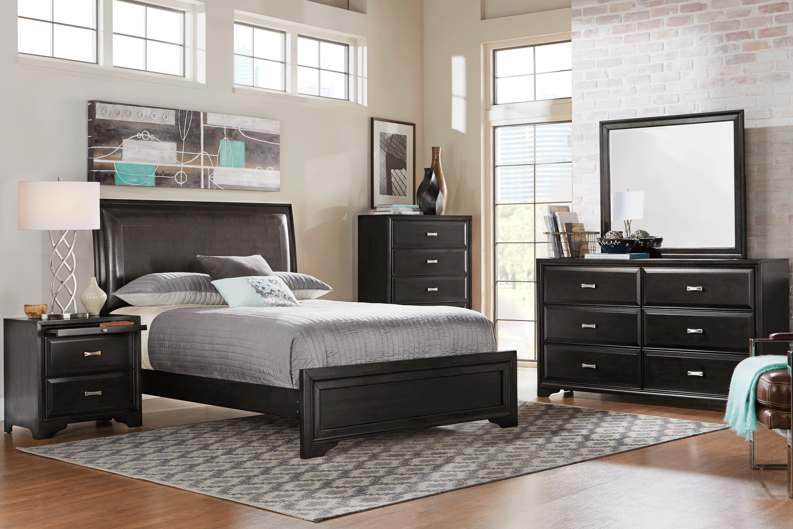 Belcourt Black 3 Pc Queen Sleigh Bed - Thumbnail - Image 2