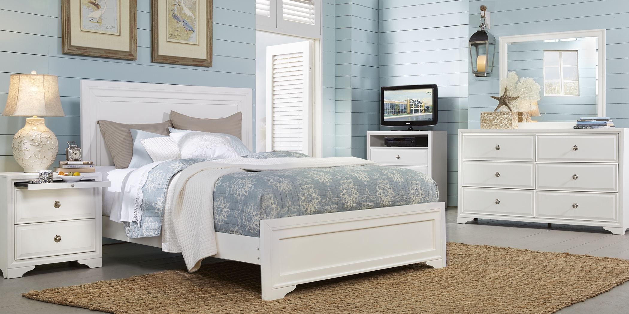 Belcourt White 7 Pc Queen Panel Bedroom - Thumbnail - Image 1