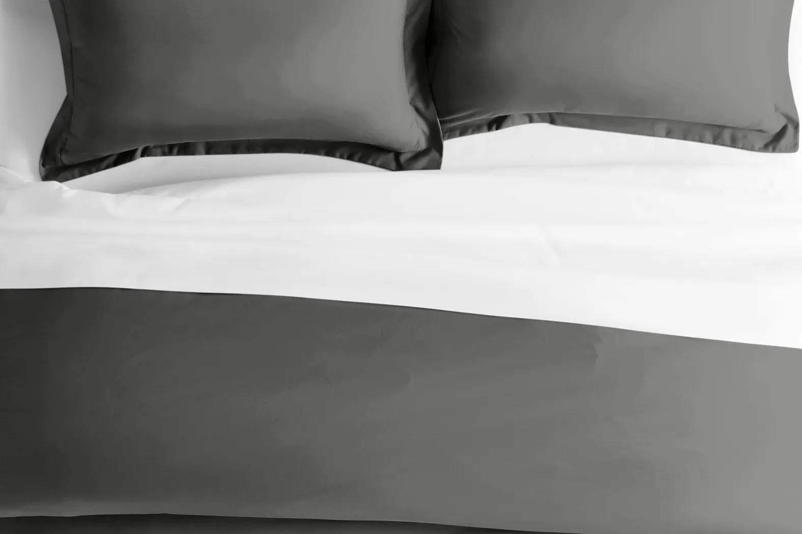 Belden Landing I Gray 3 Pc King Duvet Set - Thumbnail - Image 2