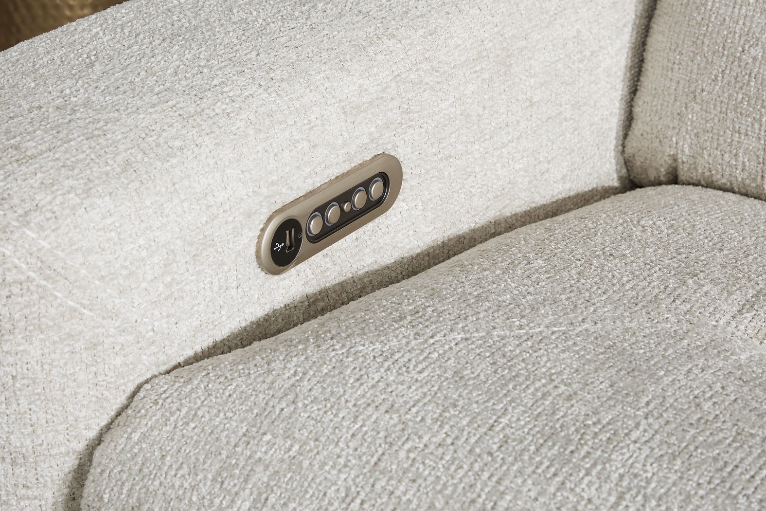 Belia Beige 9 Pc Dual Power Reclining Sectional Living Room - Thumbnail - Image 5