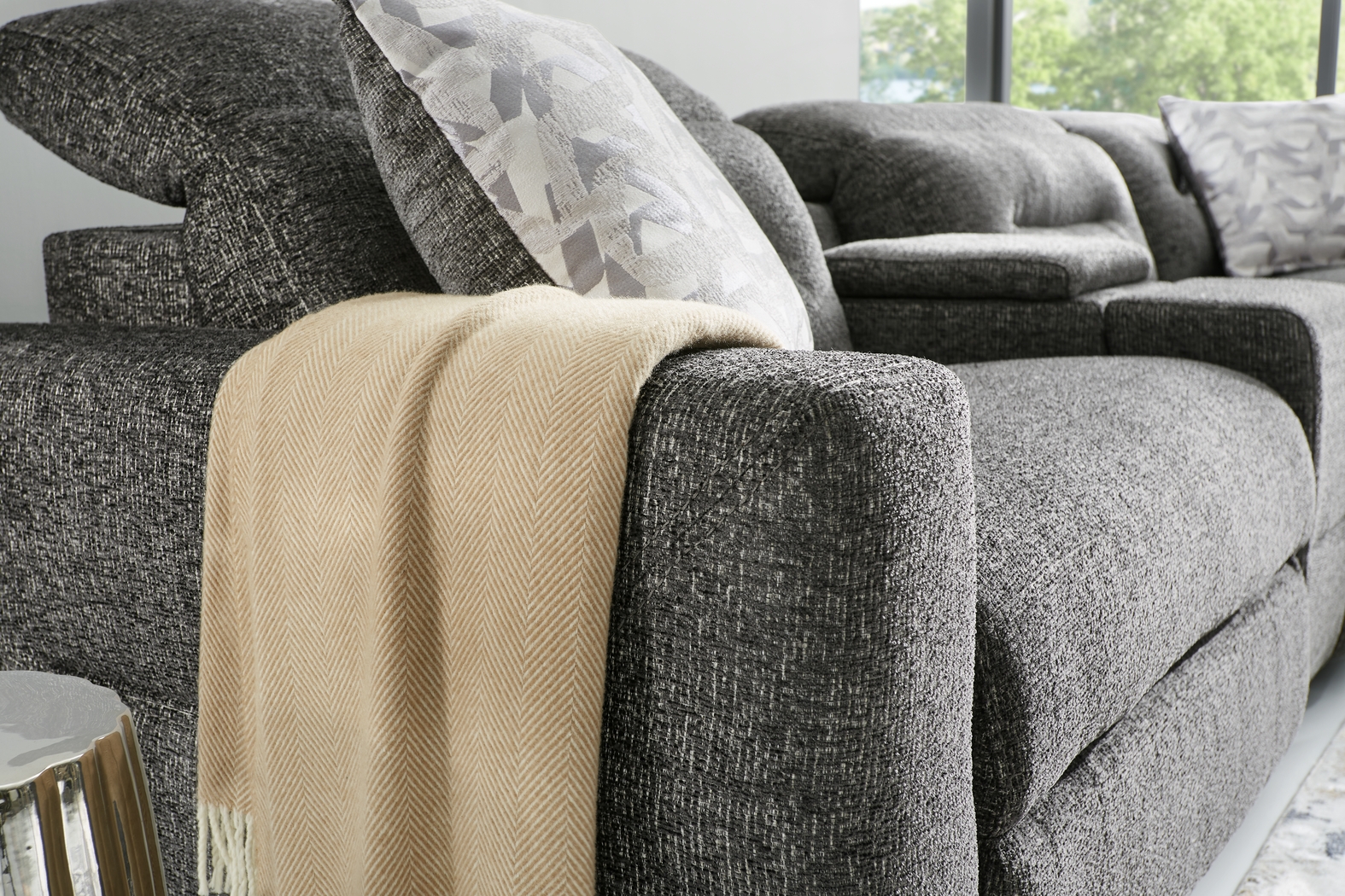 Belia Gray 9 Pc Dual Power Reclining Sectional Living Room - Thumbnail - Image 15