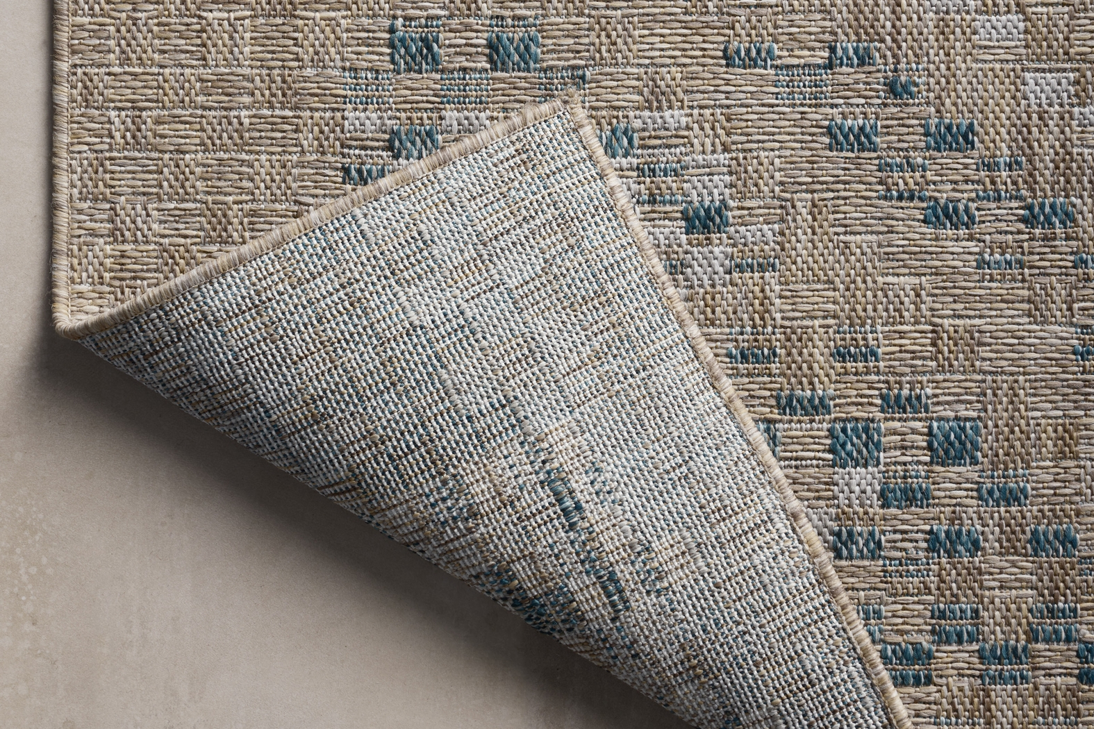 Bell Canyon Natural 7'10 x 10' Indoor/Outdoor Rug - Thumbnail - Image 3