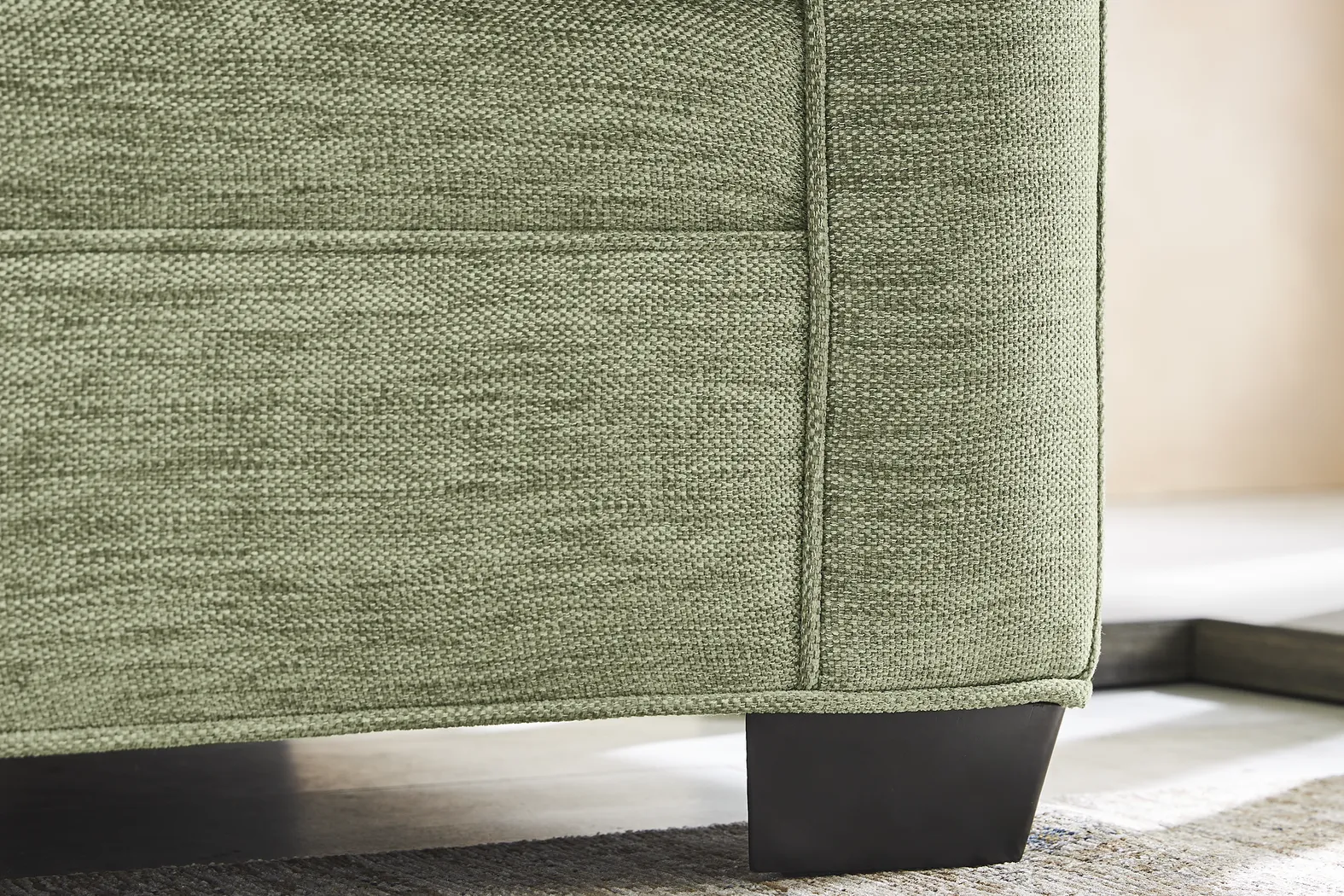 Bellingham Moss 8 Pc Living Room with Sleeper Sofa - Thumbnail - Image 7