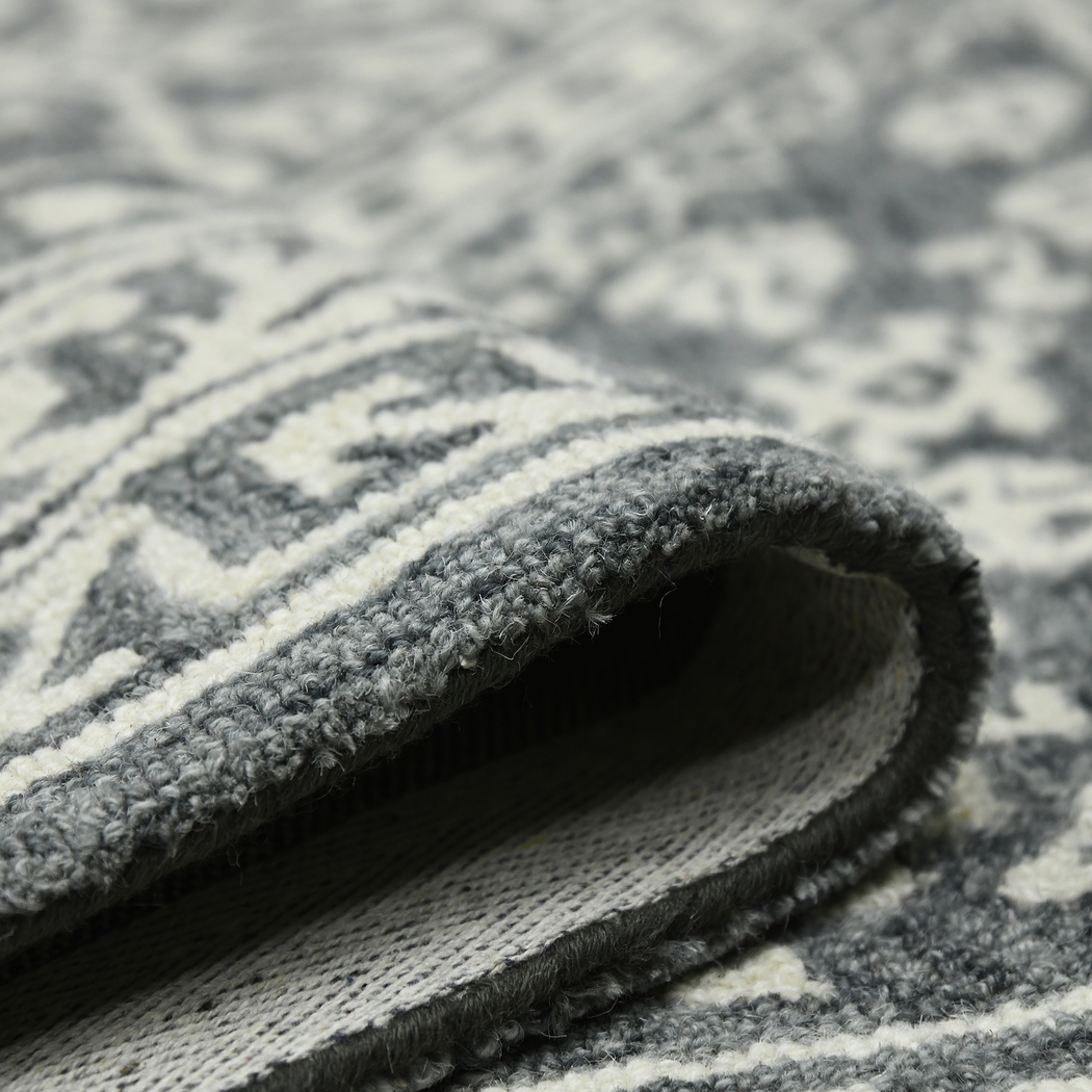 Bellton Gray 5' x 7'6 Rug - Thumbnail - Image 3