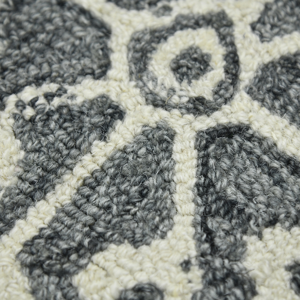 Bellton Gray 5' x 7'6 Rug - Thumbnail - Image 5