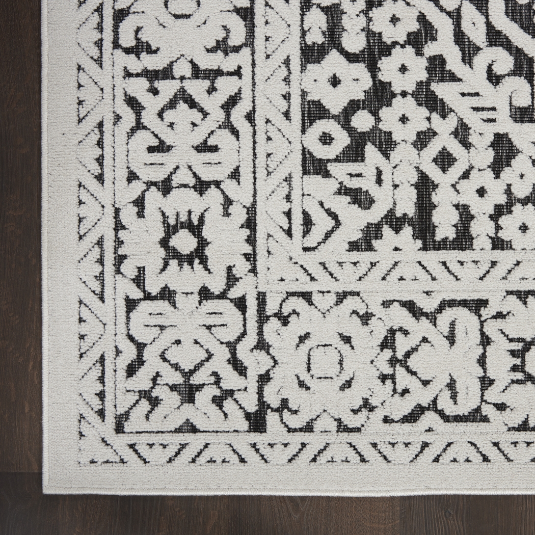 Belvie Dark Gray 5' x 7' Indoor/Outdoor Rug - Thumbnail - Image 4