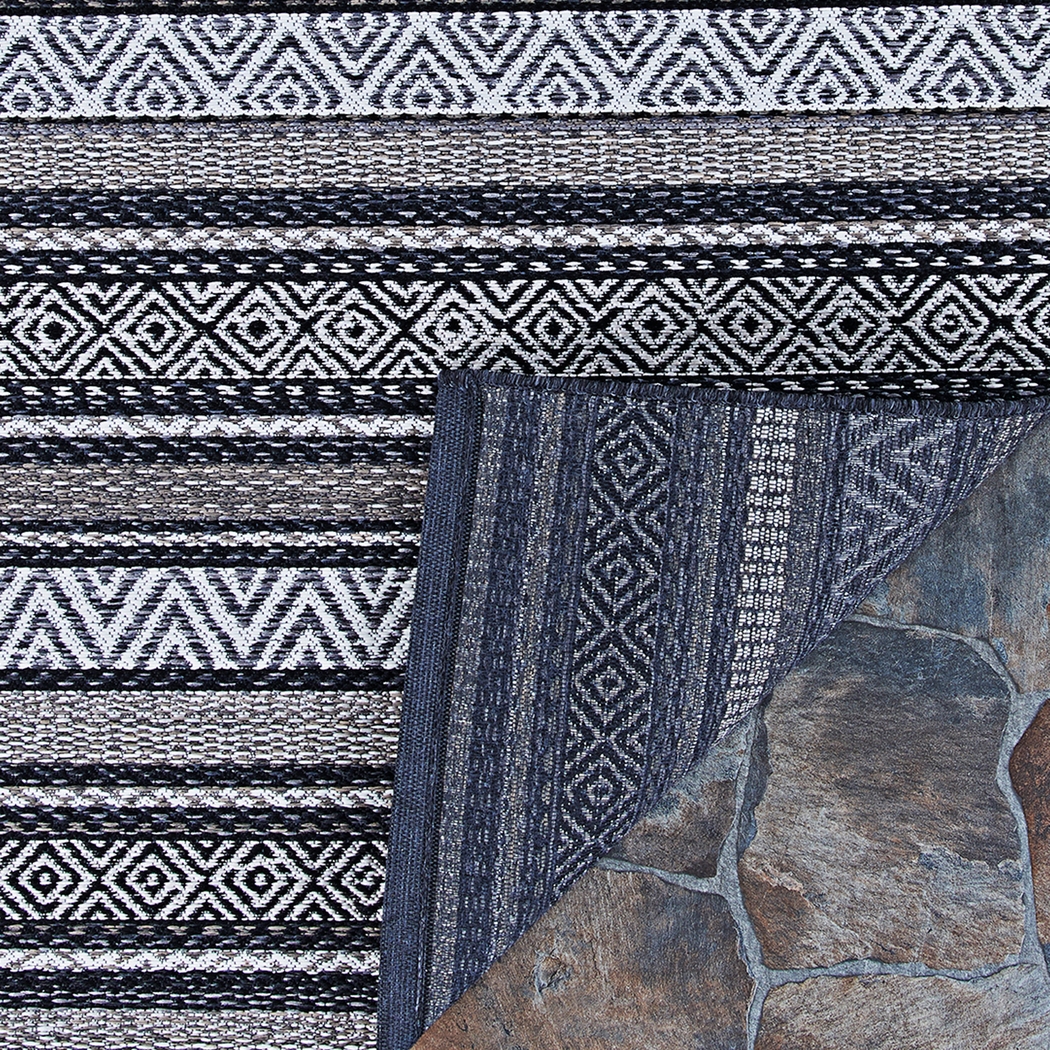 Bennard Black 7'10 x 10'9 Indoor/Outdoor Rug - Thumbnail - Image 3