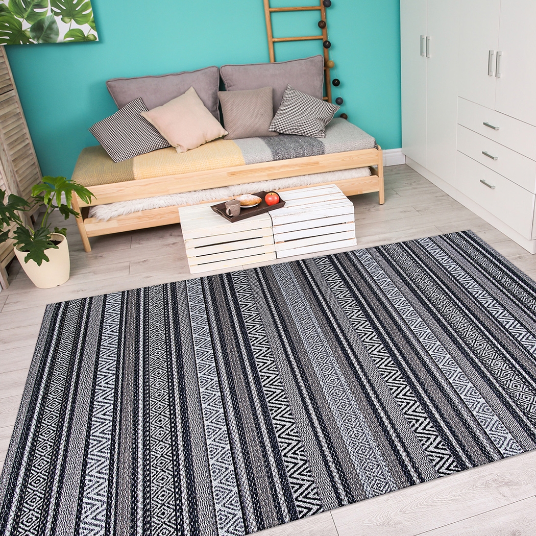 Bennard Black 7'10 x 10'9 Indoor/Outdoor Rug - Thumbnail - Image 4