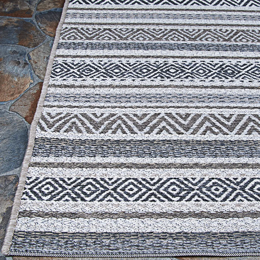 Bennard Gray 7'10 x 10'9 Indoor/Outdoor Rug - Thumbnail - Image 2