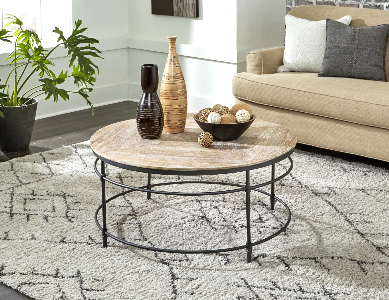 Bentnail Brown Cocktail Table - Thumbnail - Image 2