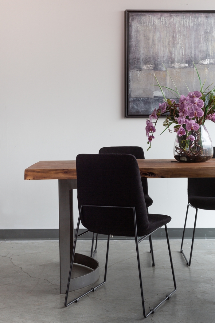 Bermwood Black Dining Chair, Set of 2 - Thumbnail - Image 5